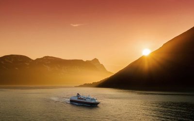 I midnattssolens sken – Fjäll, fjordar och arktiska smaker